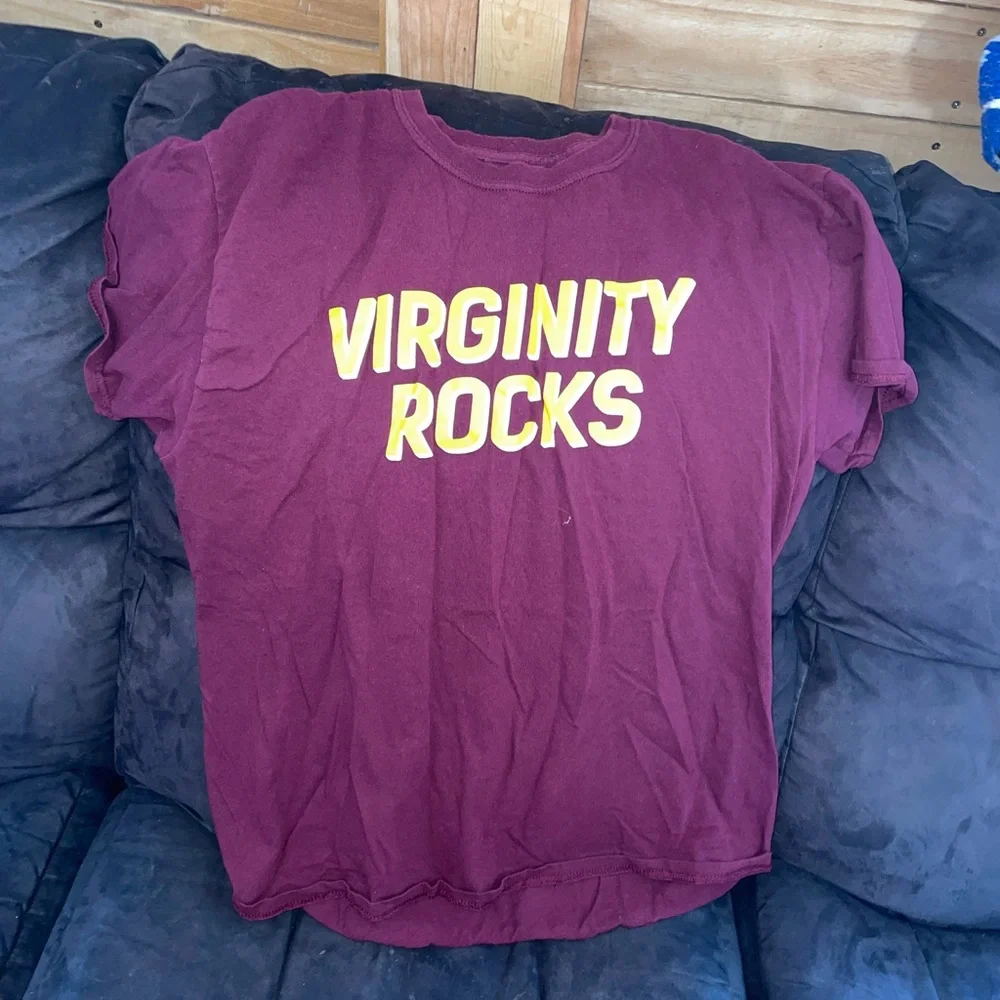 Virginity Rocks Shirt - Picture 1 of 2